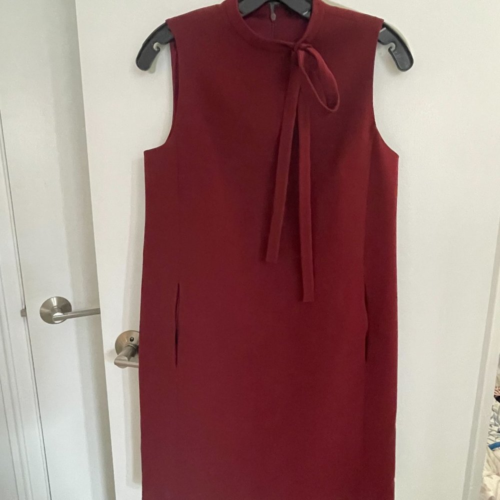 Theory Red Shift Dress Size 2